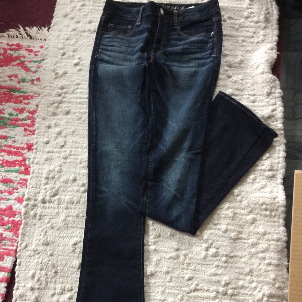 American Eagle sz 6 extra long Flare jeans!